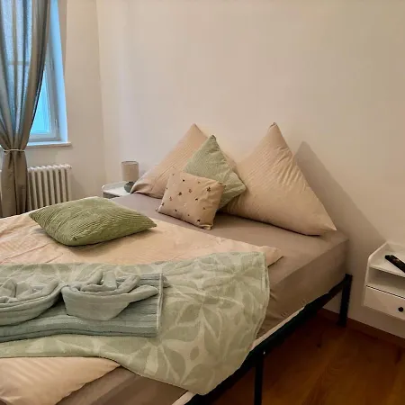 Neu Renoviert Linzer Altstadt Self Check In Apartment